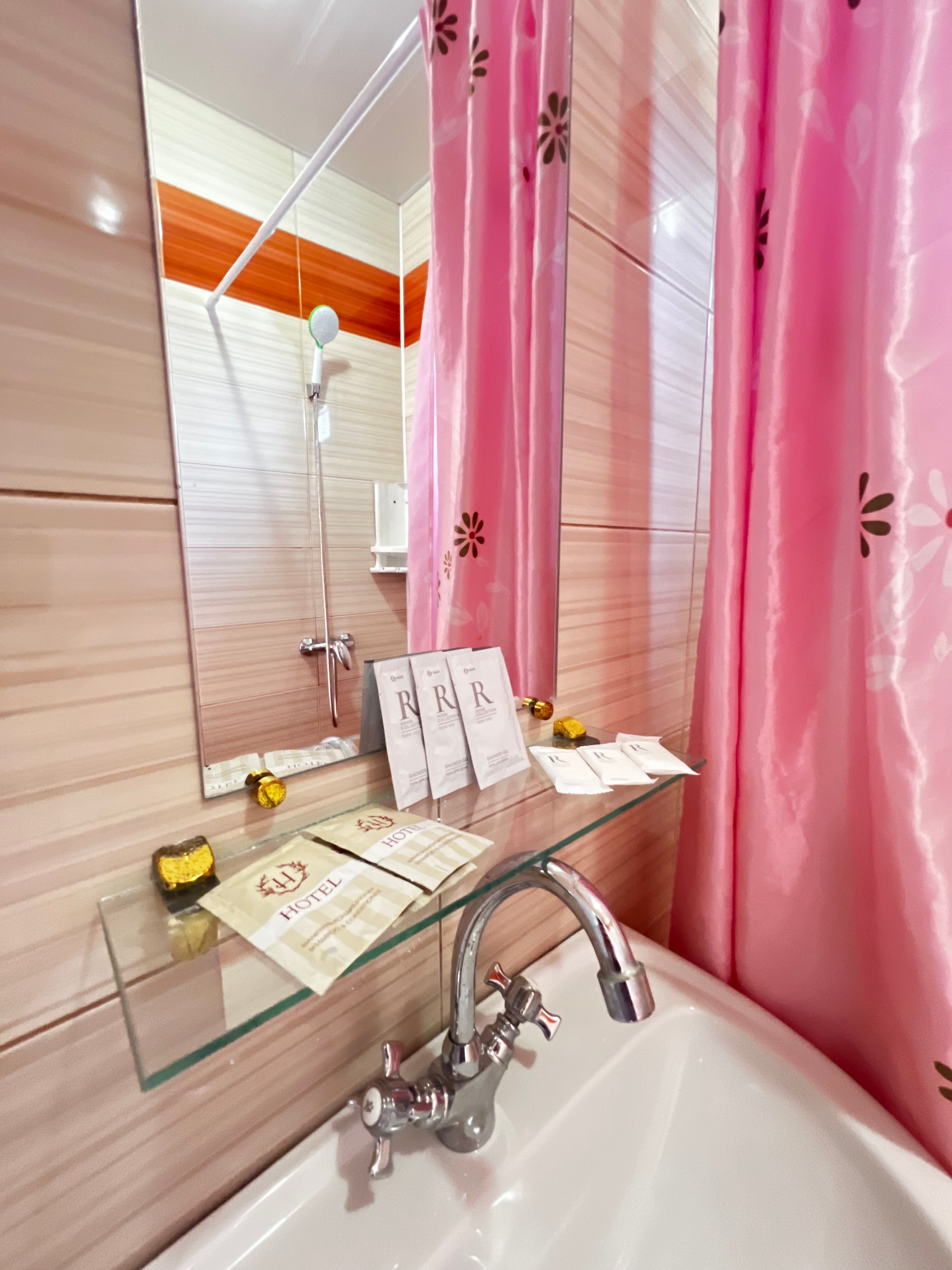 Фото Terrace House