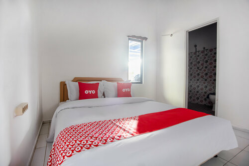 Гостиница Super Oyo 3728 Tunas Plaza Residence