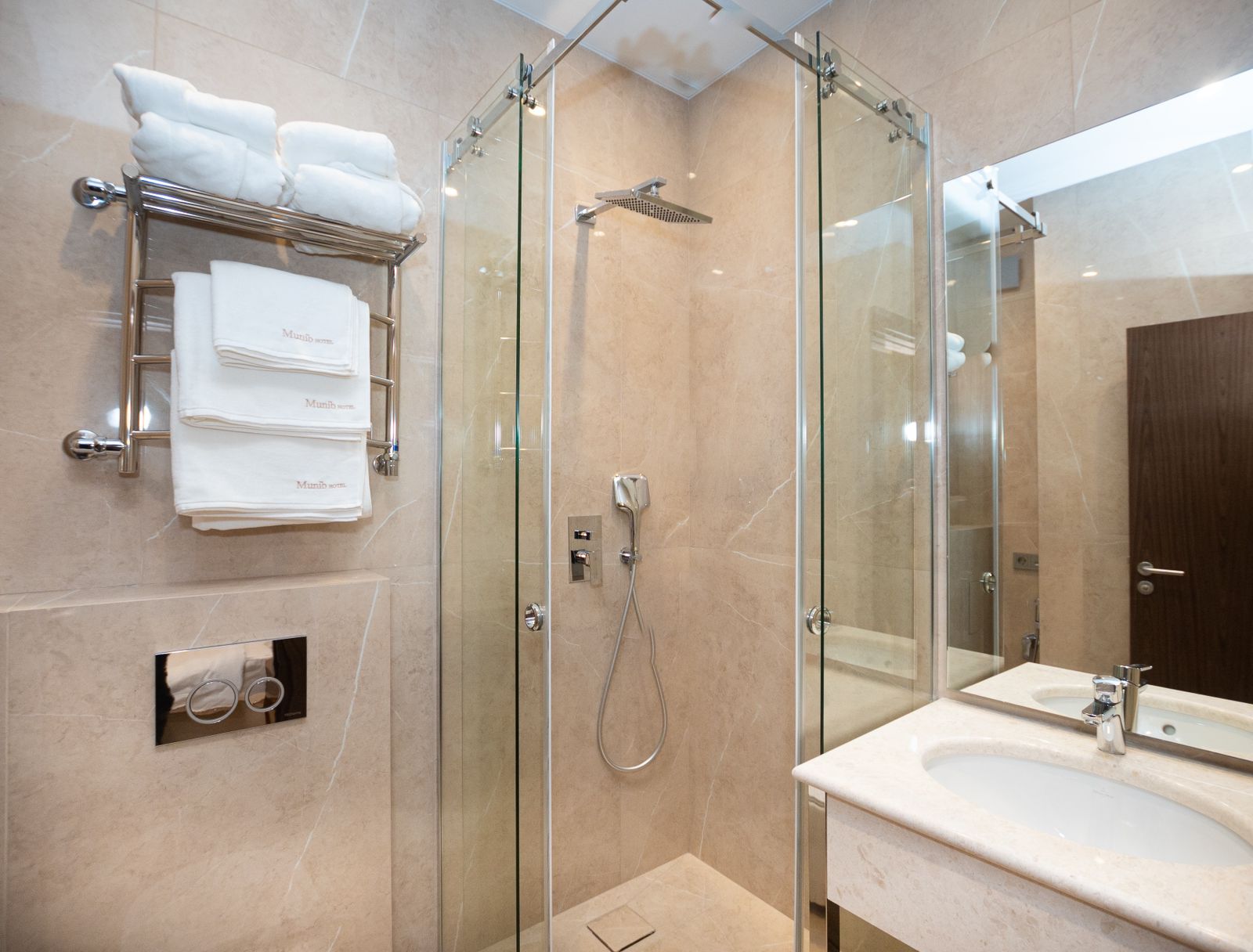 Фото Munib Hotel