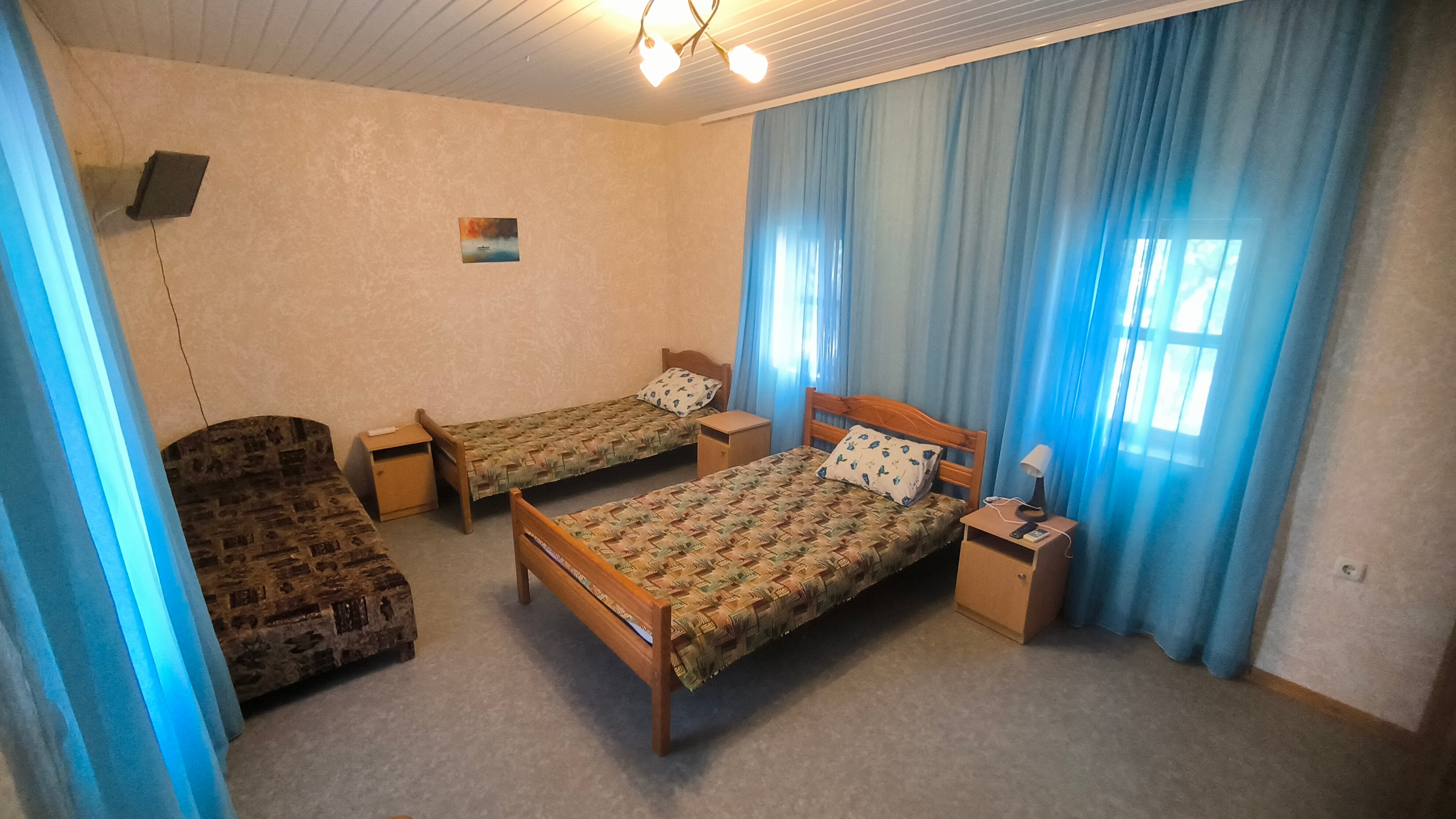 Фото отеля 2