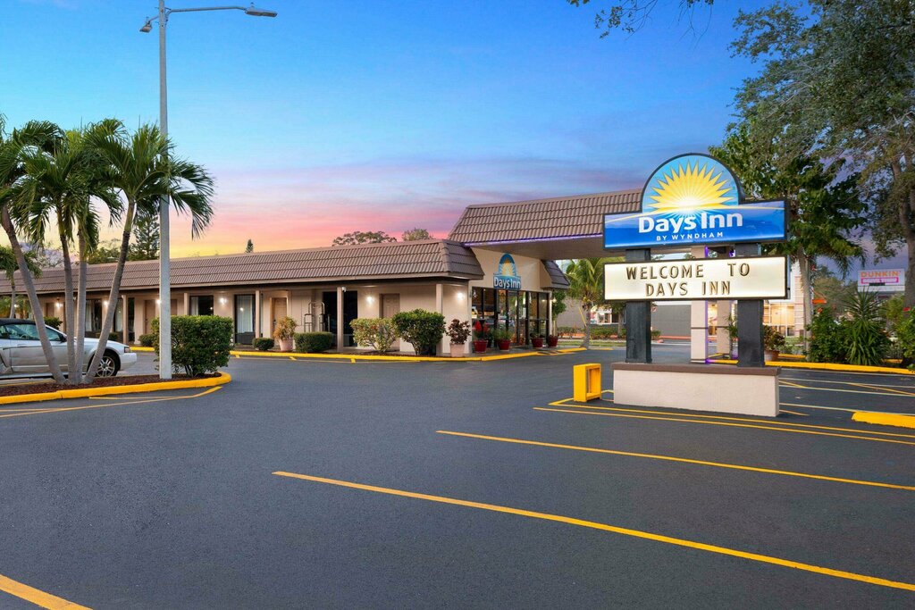 Hotel Days Inn by Wyndham St. Petersburg Central, St Petersburg, photo