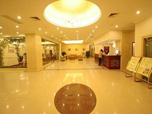 Гостиница GreenTree Inn Nantong Gangzha District HongMing Plaza Express Hotel в Наньтуне