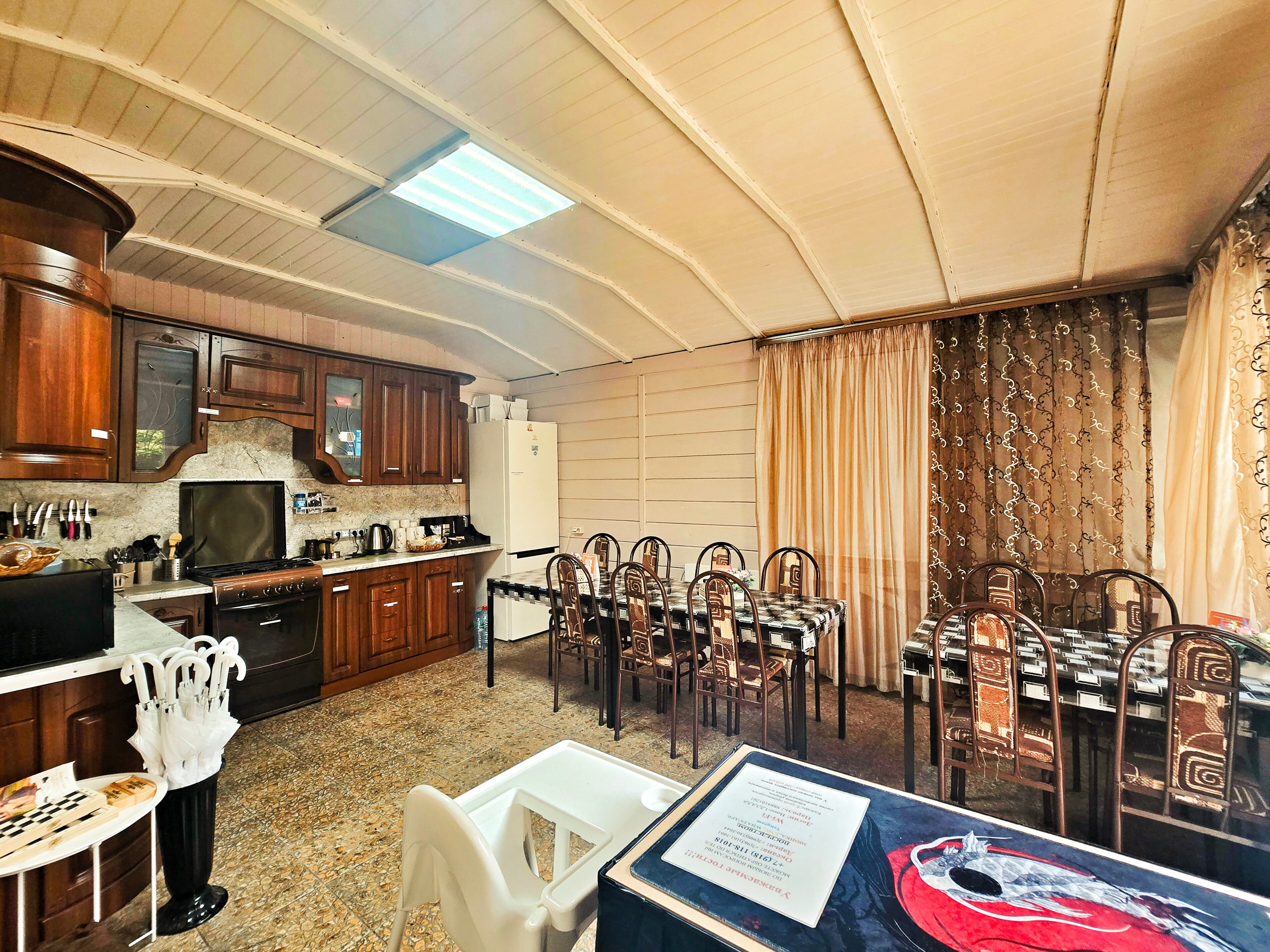 Фото Адриус