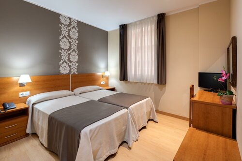 Гостиница Hotel Catalunya
