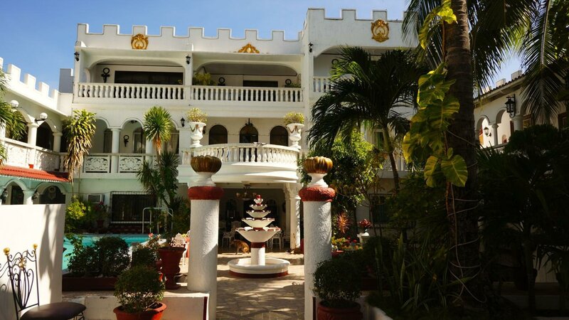 Гостиница White Castle Resort & Hotel