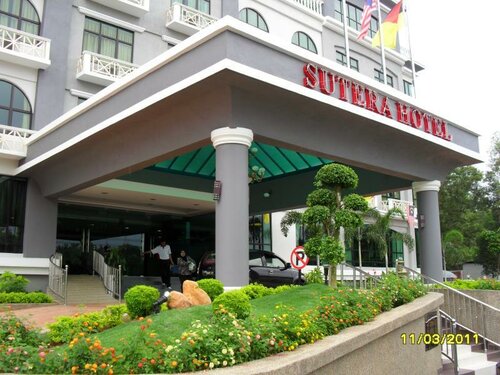 Гостиница Sutera Hotel в Серембане