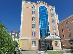 Aq Otau (Ońtústik-Shyǵys shaǵyn aýdany (oń jaǵy), Almaly tuıyq kóshesi, 9А), hotel