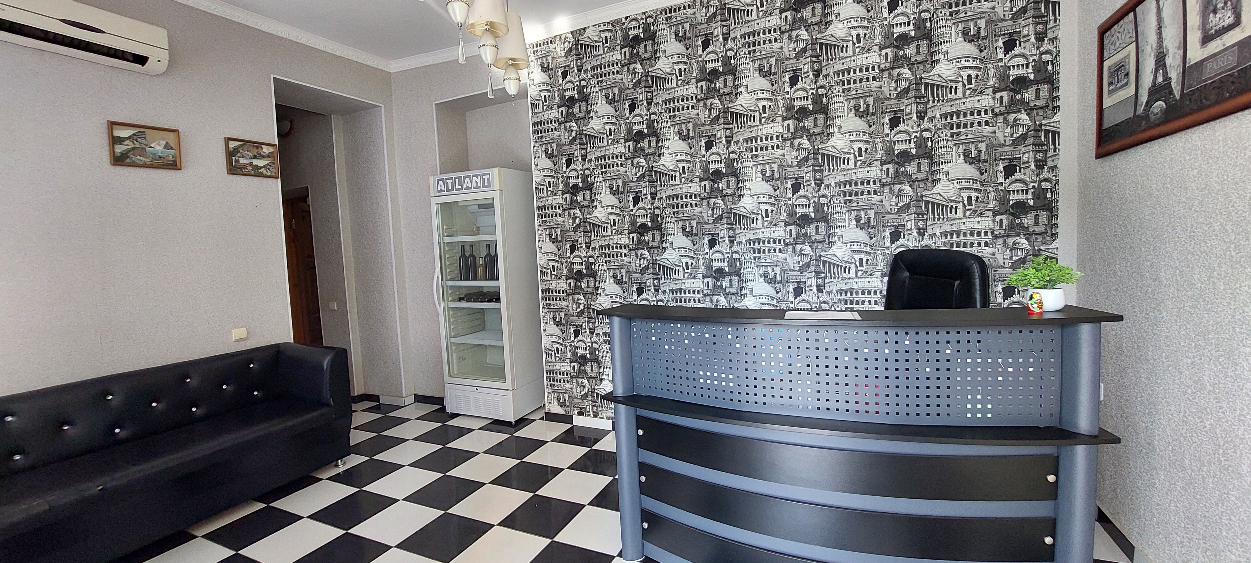 Фото отеля 2