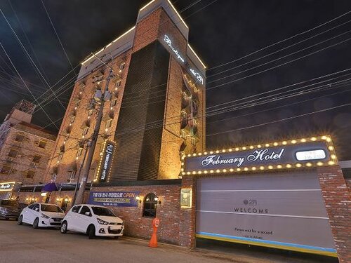 Гостиница February Hotel Kimhae в Кимхэ