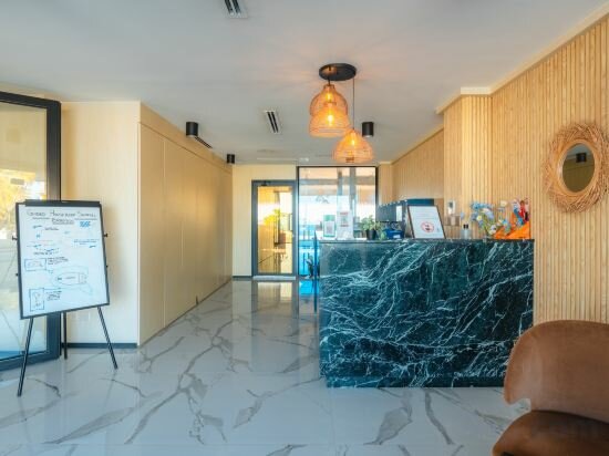 Фото Swarn by Hawks Hotels