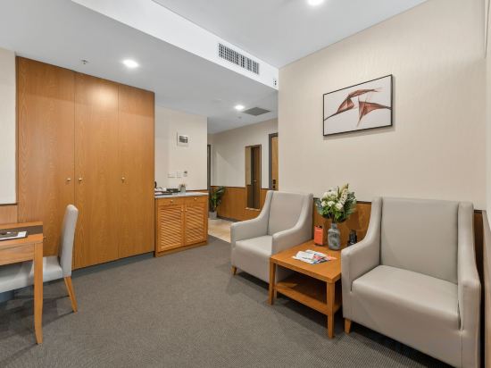 Фото YEHS Hotel Sydney QVB