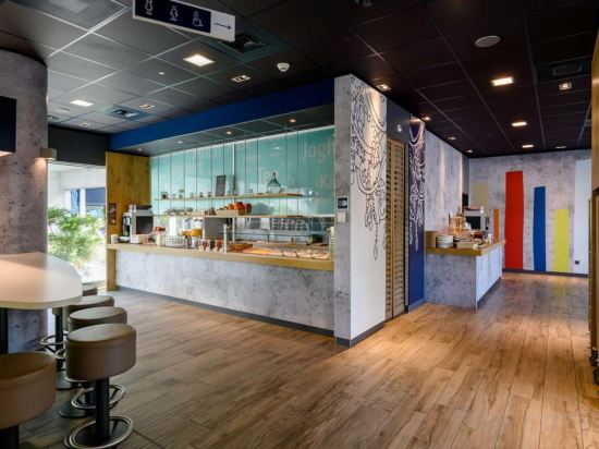 Фото Ibis budget Zurich City West