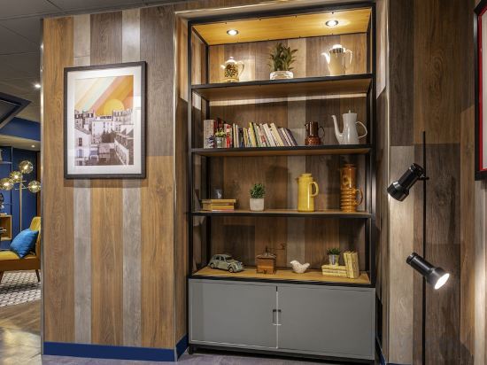 Фото Ibis Paris Grands Boulevards Opera 9th