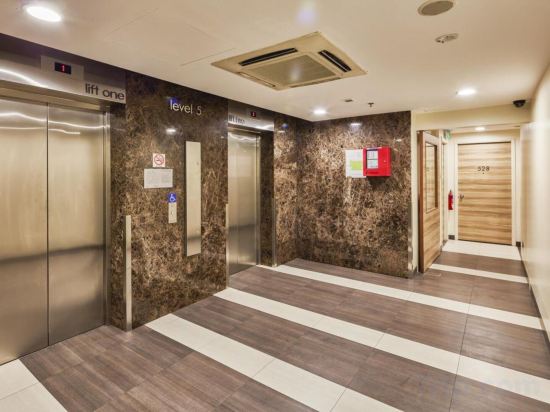 Фото Hotel 81 Dickson