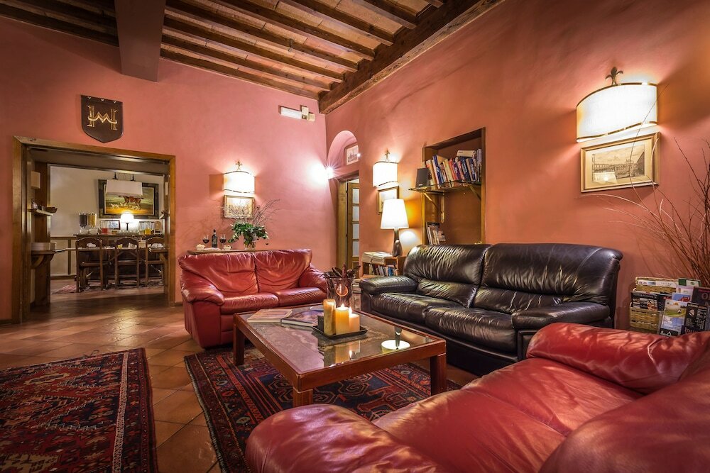 Фото Hotel Marios