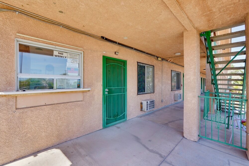 Фото Crown Motel