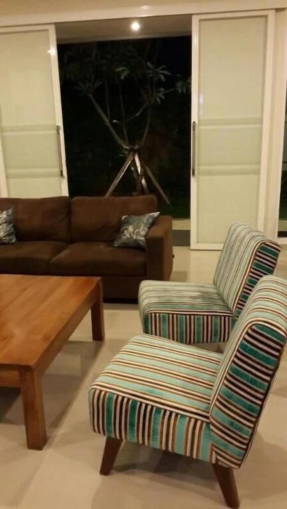 Фото Sisingamangaraja Guest House Semarang