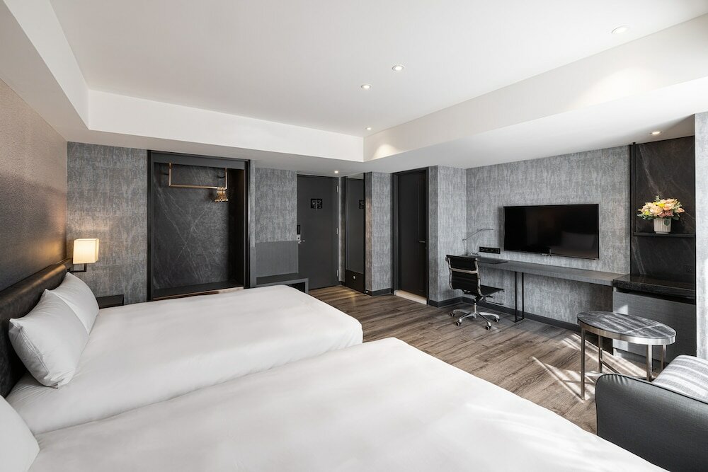 Фото Lakeshore Hotel Metropolis I