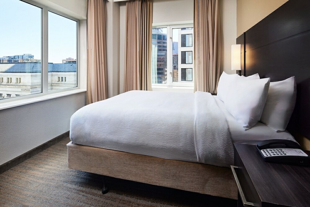 Фото Residence Inn by Marriott Denver City Center