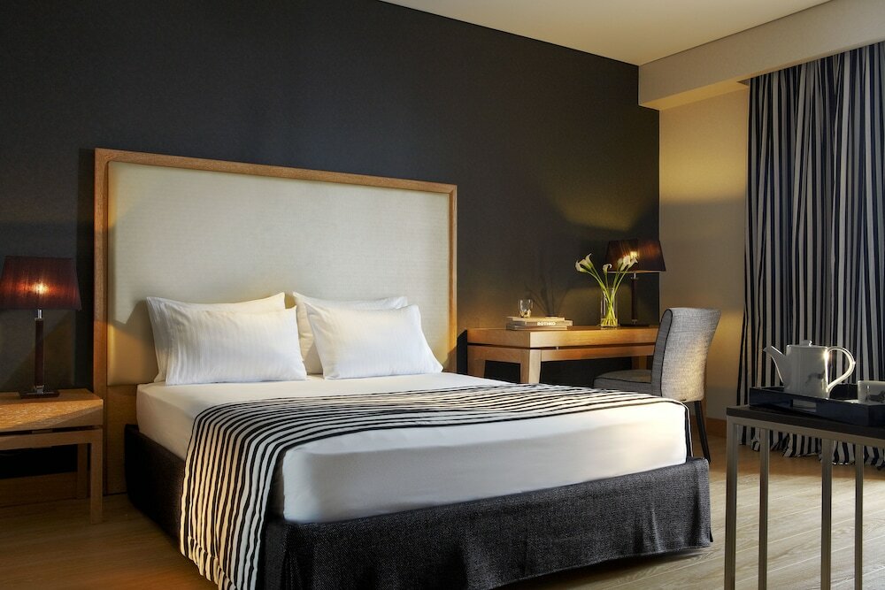 Фото Limneon Resort & SPA