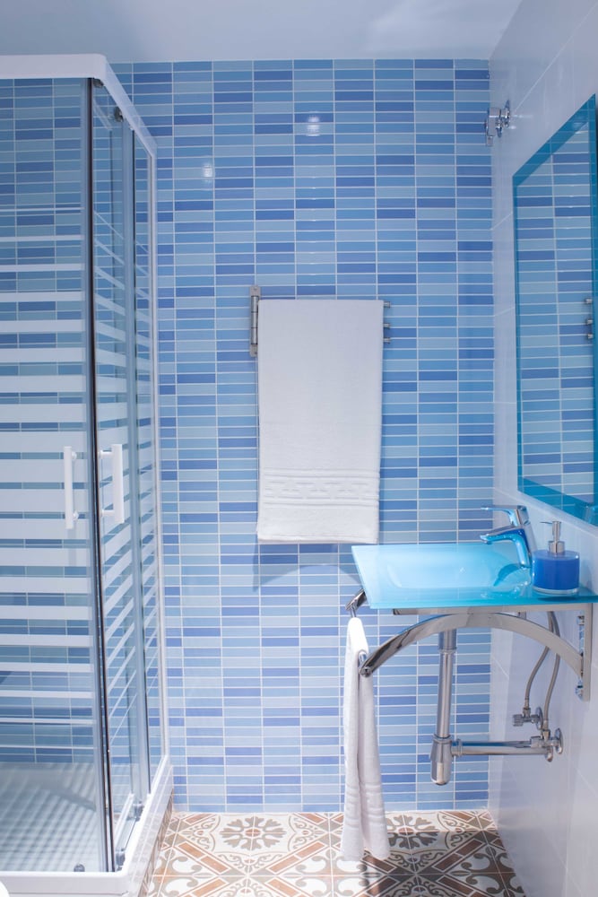 Фото Hostal Nova