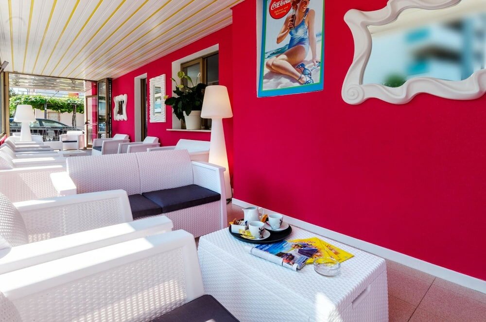 Фото Hotel Romantik