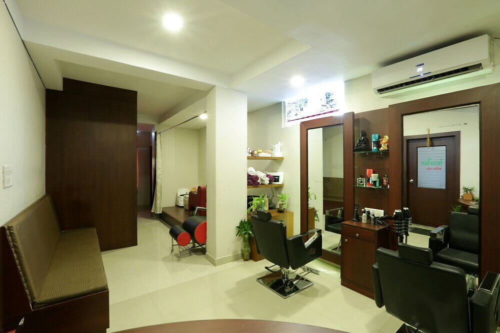 Фото Hotel D Courtyard