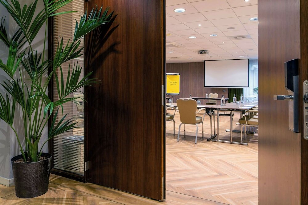 Фото Golden Tulip Zoetermeer - Den Haag