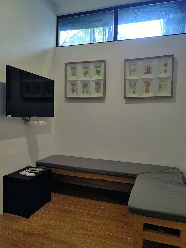 Фото Containers by Eco Hotel Tagaytay