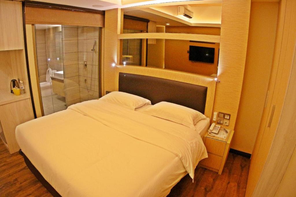 Фото Jc Mark Hotel