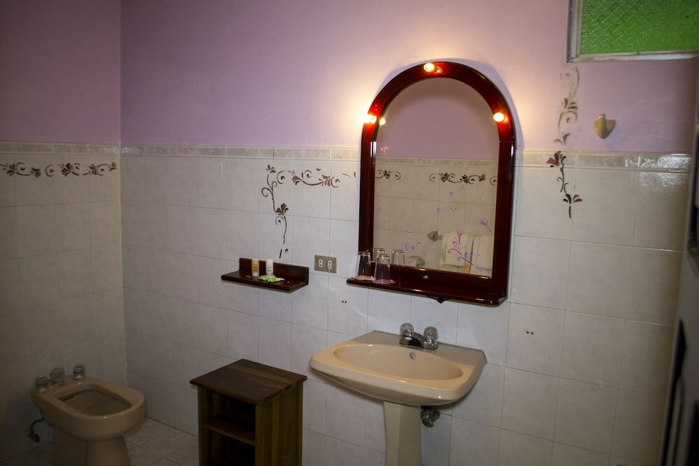 Фото Lands in Love Hotel