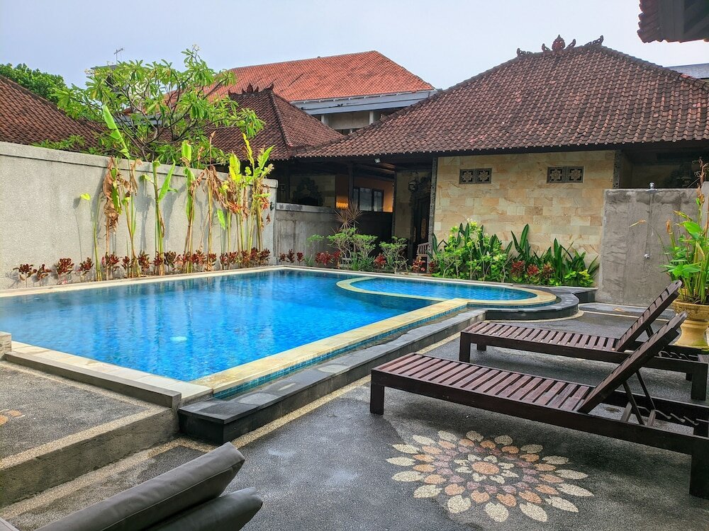 Фото Taman Sari Cottages II