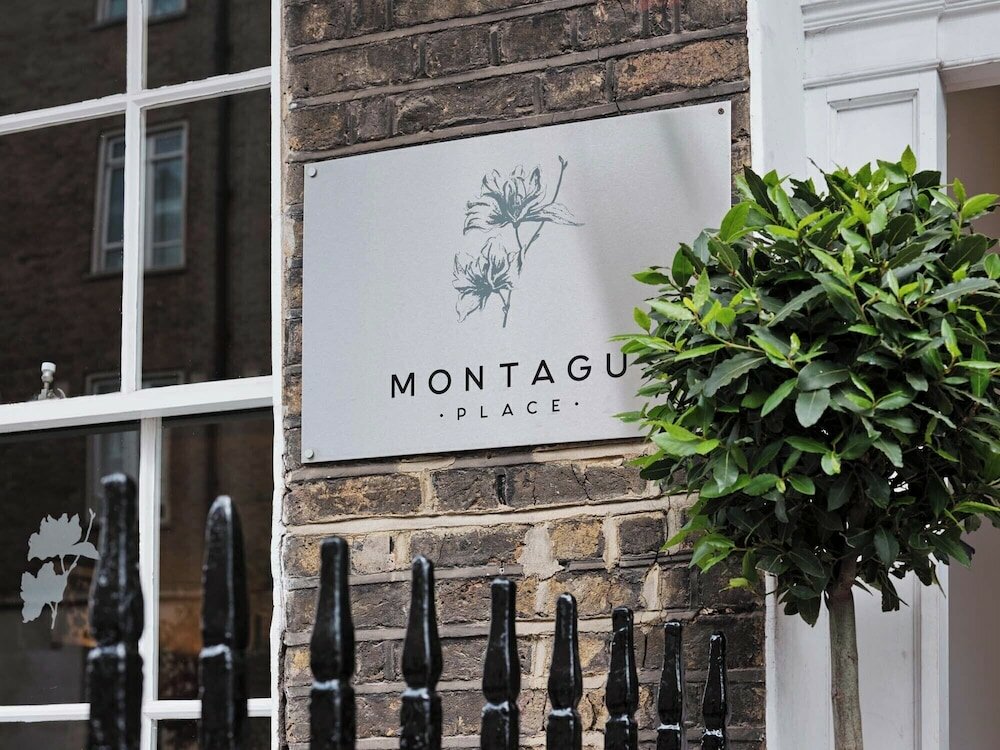 Фото Montagu Place Hotel