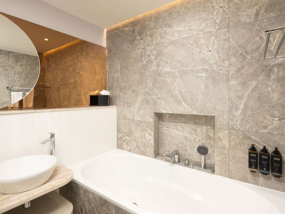 Фото Mercure London Earls Court