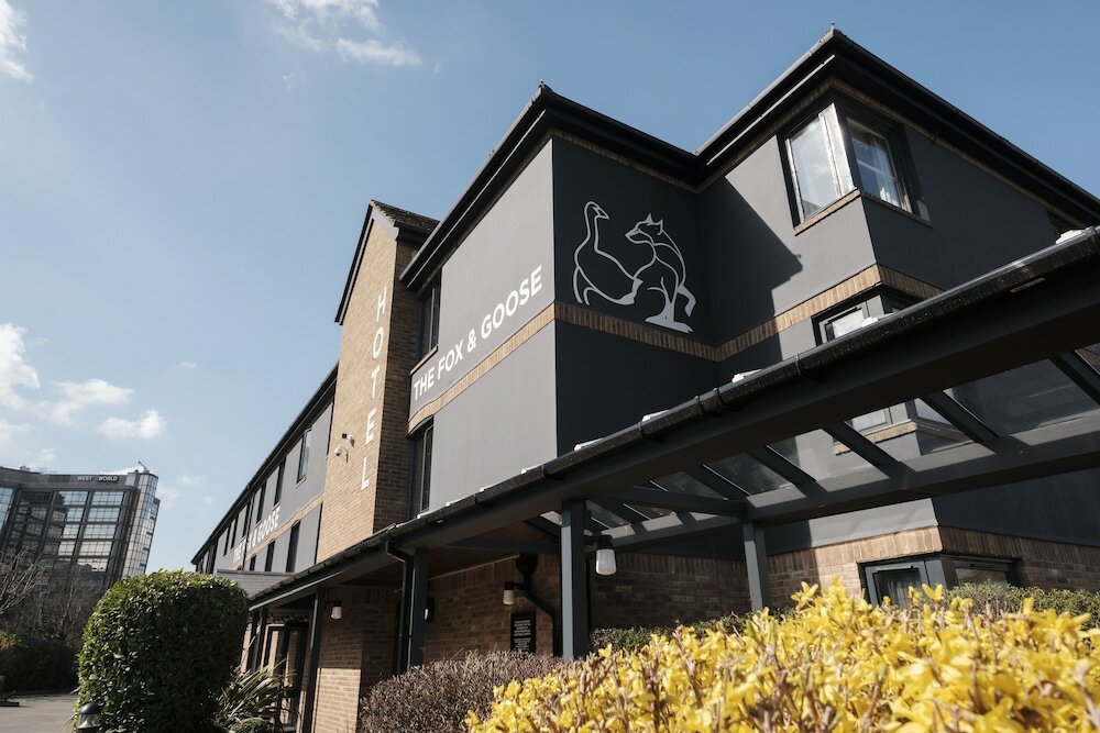 Фото The Fox & Goose Hotel