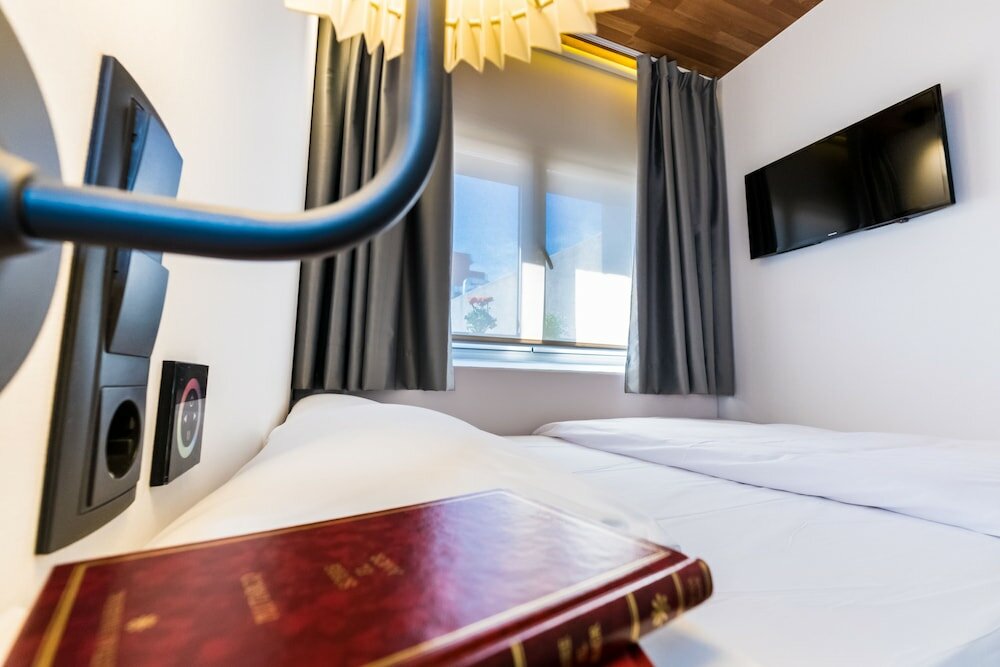 Фото Far Home Bernabeu