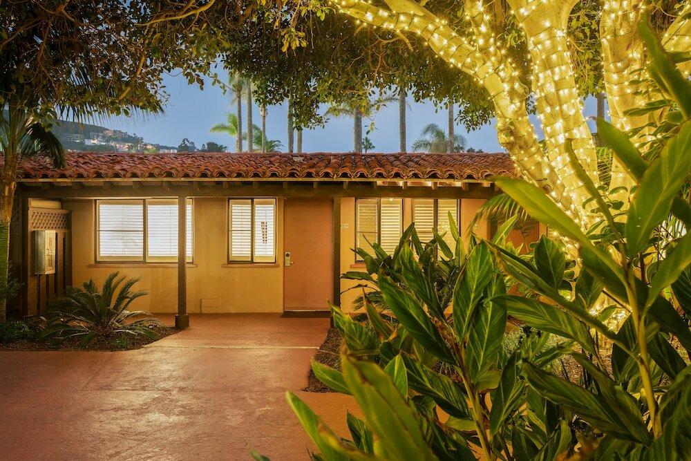 Фото La Jolla Beach and Tennis Club