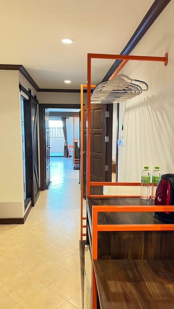 Фото My Friends's House 2