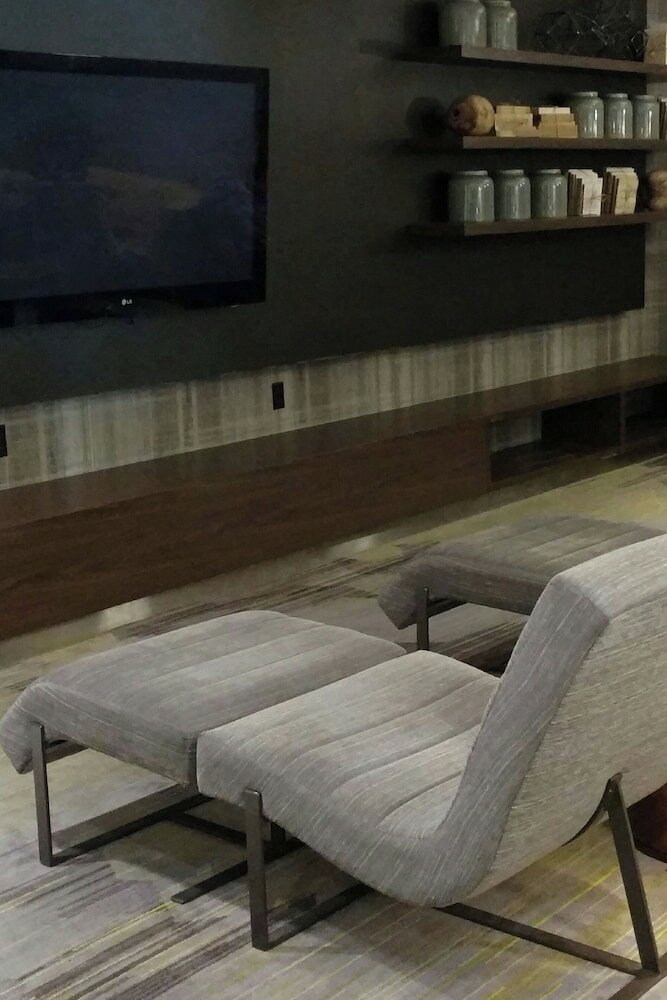 Фото Courtyard by Marriott Portland Tigard