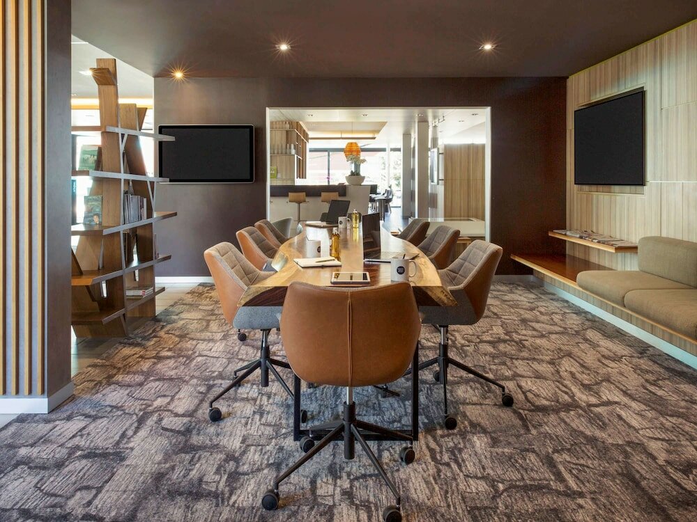 Фото Novotel Lausanne Bussigny