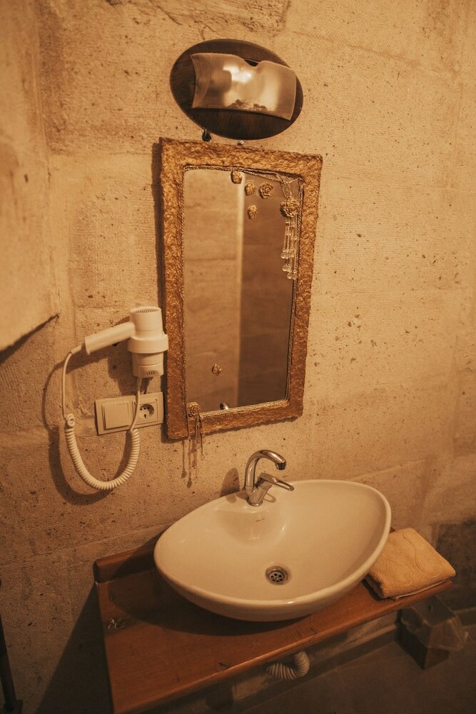 Фото Eagle Cave Inn