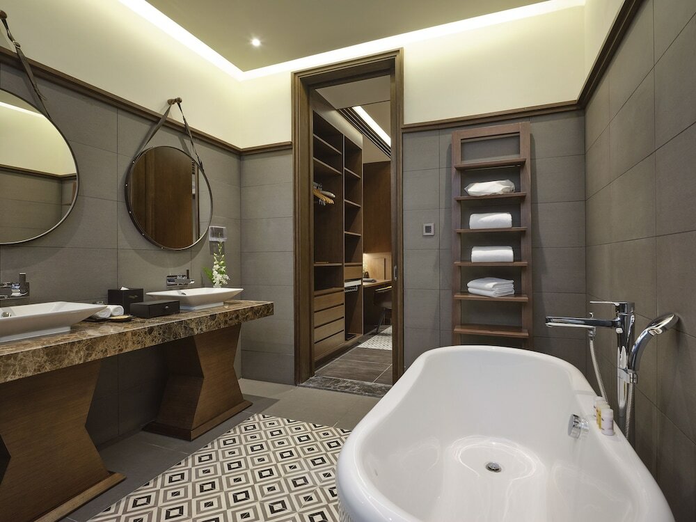 Фото Senna Hue Hotel