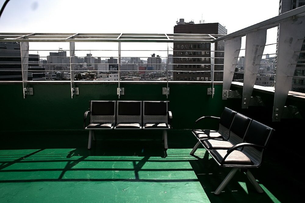 Фото Hotel At Home