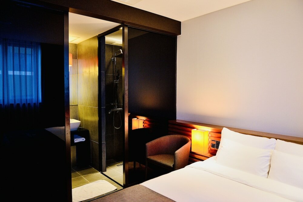 Фото Golden Business Hotel