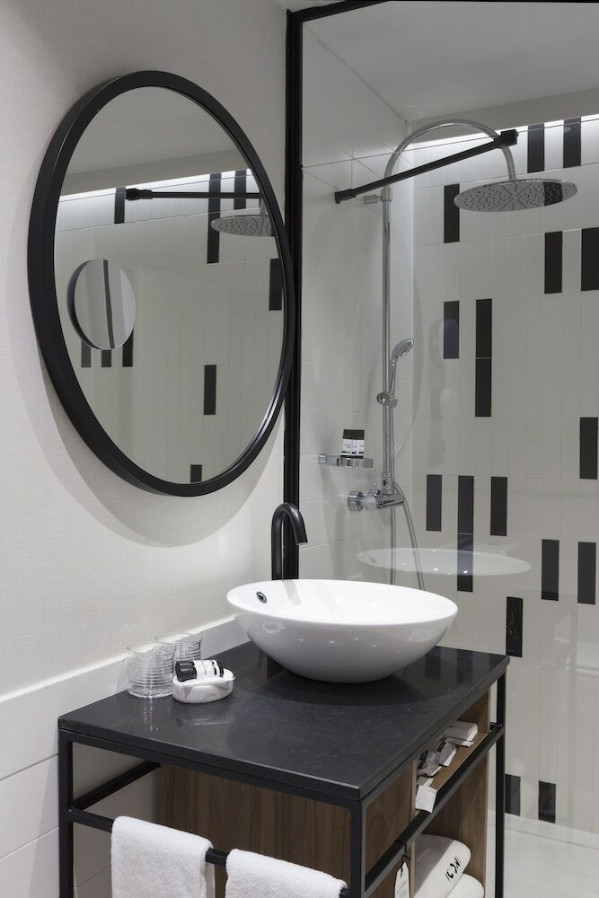 Фото Icon Embassy