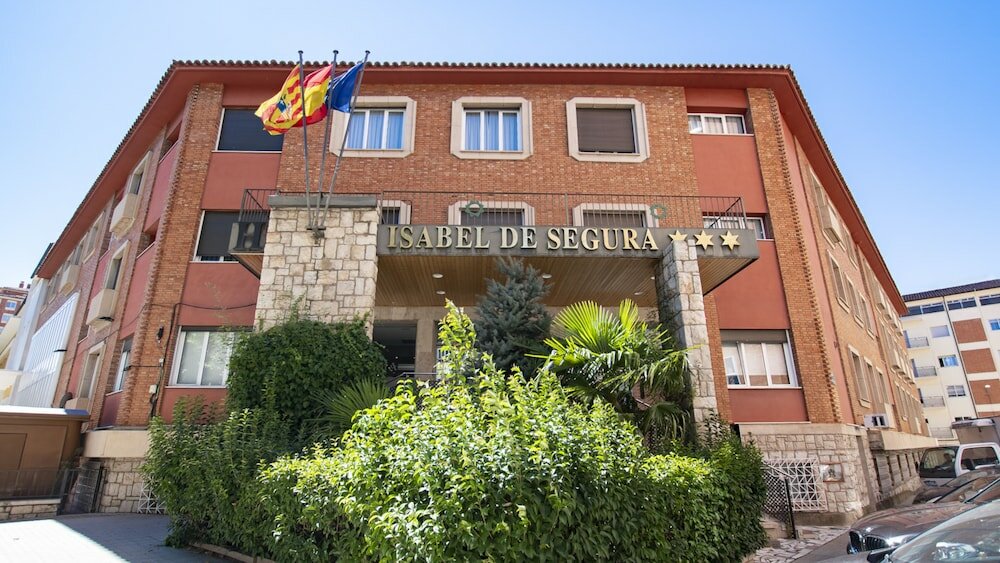 Фото Hotel Isabel de Segura