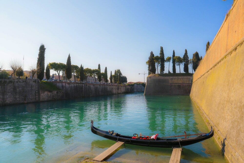 Фото Le Finestre Sul Borgo Rooms