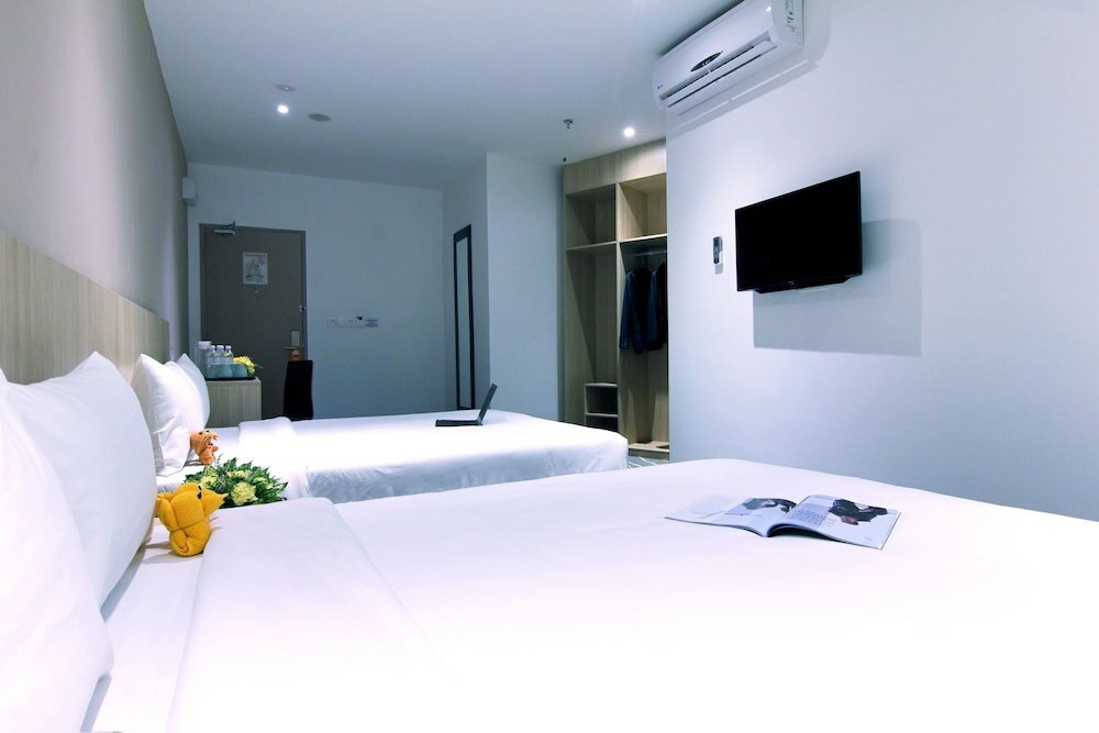 Фото Pacific Express Hotel Chinatown