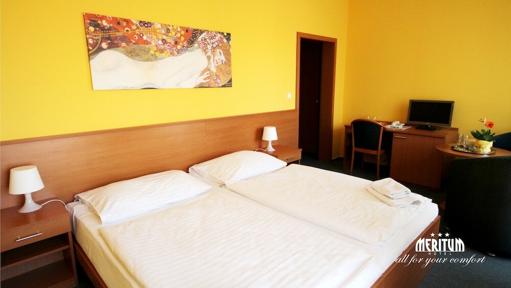 Фото Hotel Meritum