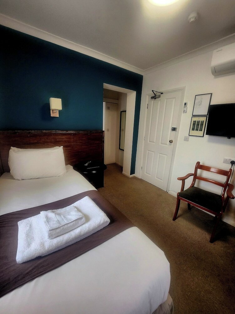 Фото Keppel's Head Hotel